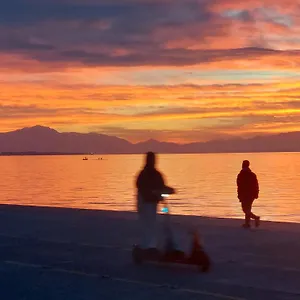 https://lobby-comfort-house.hotels-of-thessaloniki.com